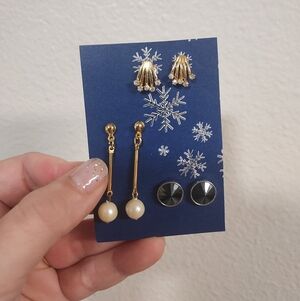 Elegant Gold and Black Earring Set